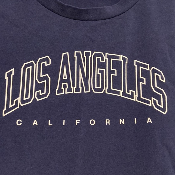 LA Cropped Tee - Picture 2 of 4